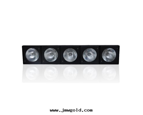 LED全(quán)彩5头(tóu)矩阵燈(dēng)